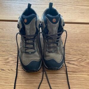 Merrell Avalanche Hiking Boots